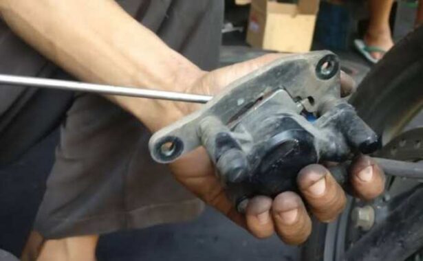 5 Ciri Kampas Rem Motor Habis