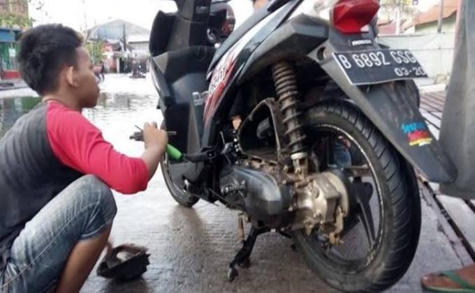 Content image for Mengapa Motor Mogok Usai Dicuci? Kenali Penyebab dan Solusinya