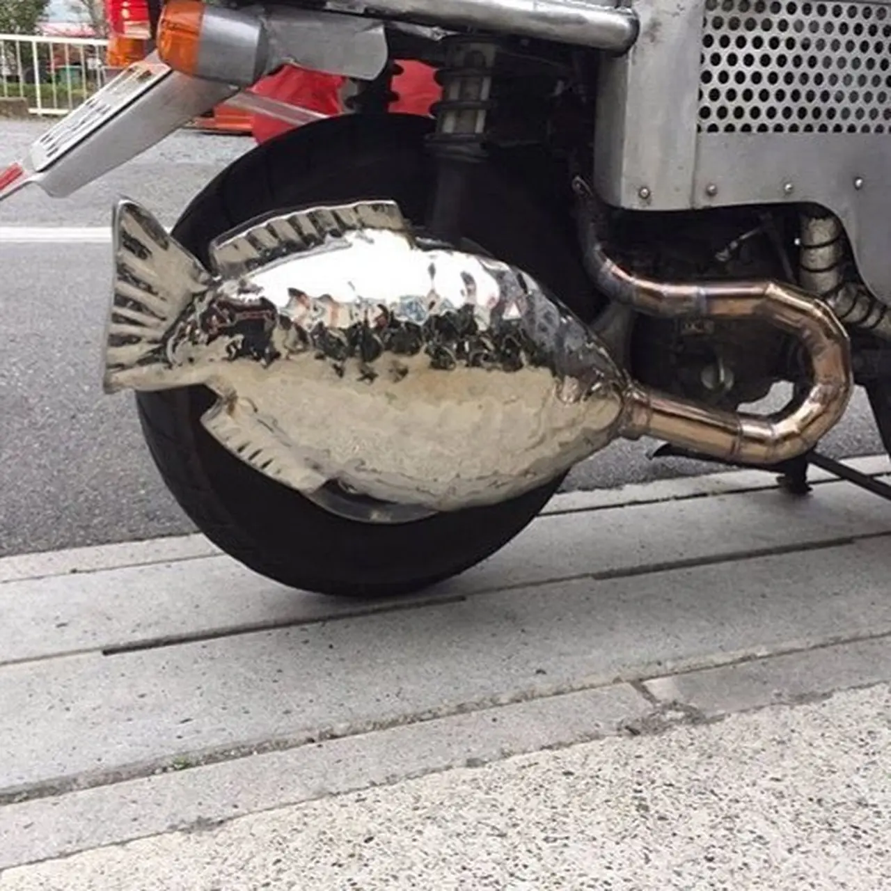 Content image for Hati-Hati! Ini Risiko Modifikasi Knalpot Motor Sembarangan yang Harus Kamu Tahu