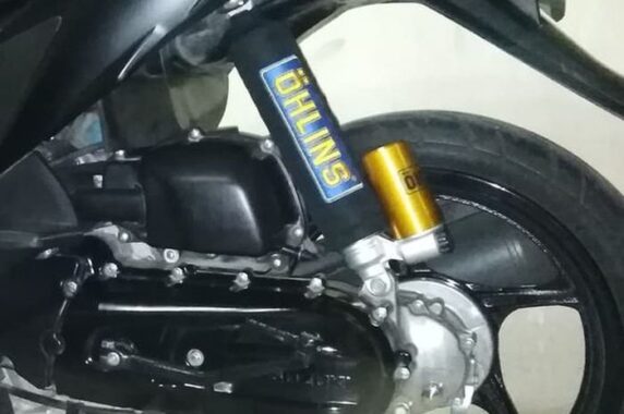 ukuran shock belakang BeAT