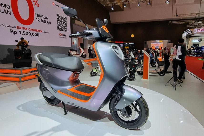 Motor Listrik 2025 yang Paling Pas Dipakai Ojek Online