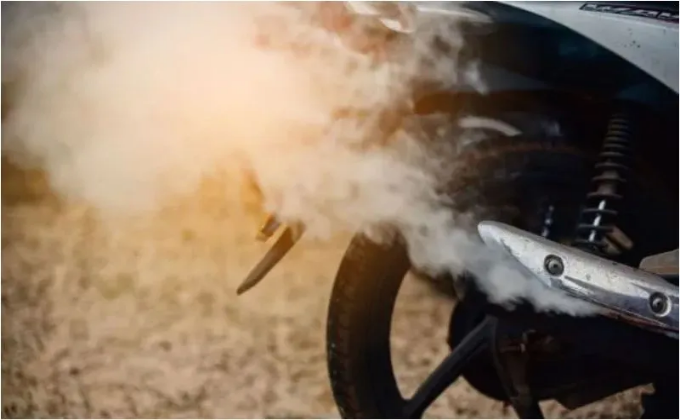 Motor Berasap Saat Dinyalakan