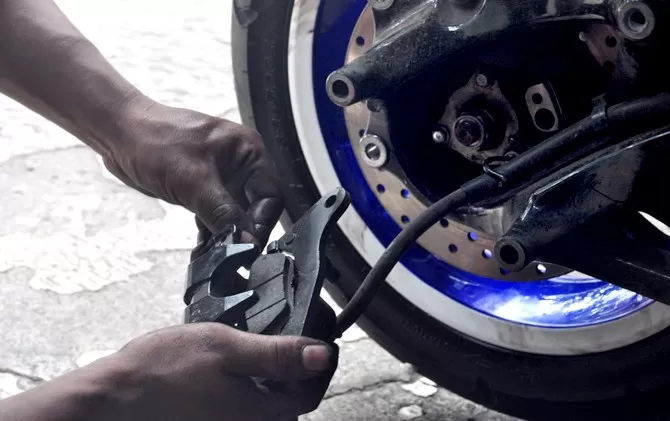 merawat rem cakram motor merawat rem cakram motor