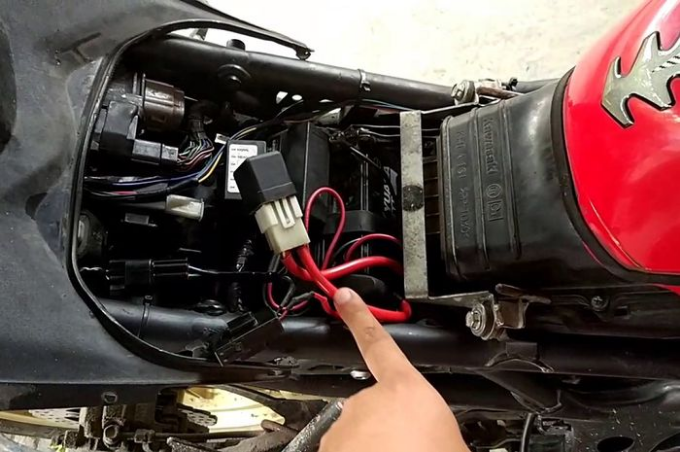 Kapasitas Aki Kawasaki ZX25R: Ampere, Tipe Aki
