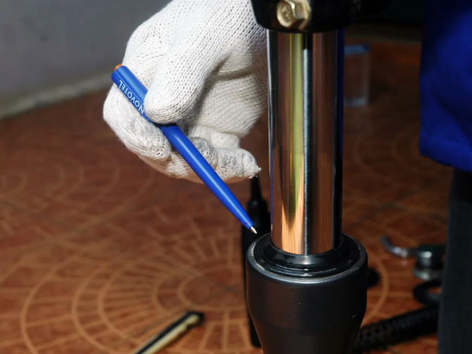 Panduan Takaran Oli Shock Depan Motor