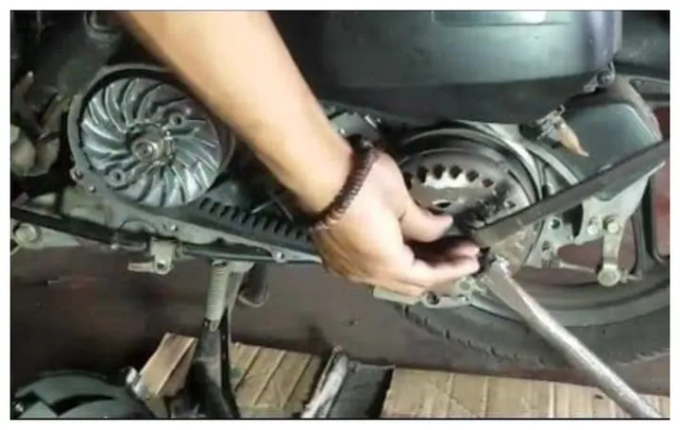 Patokan Umur Kampas Ganda Motor Matic