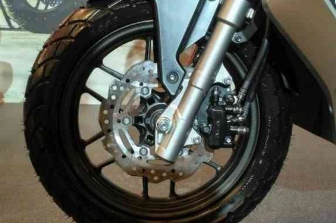 Cara Atasi Piringan Cakram Motor Macet