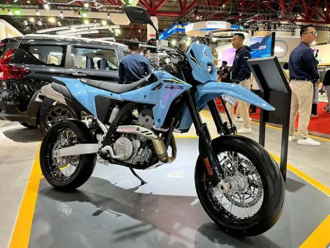 Suzuki DR-Z4SM indonesia