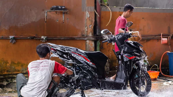 Air Masuk Knalpot Motor