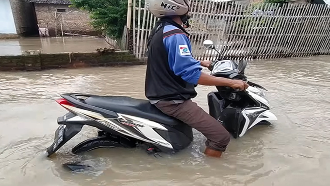 Air Masuk Knalpot Motor