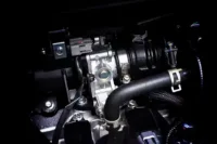 Membersihkan Throttle Body