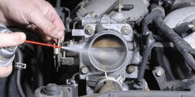 Membersihkan Throttle Body