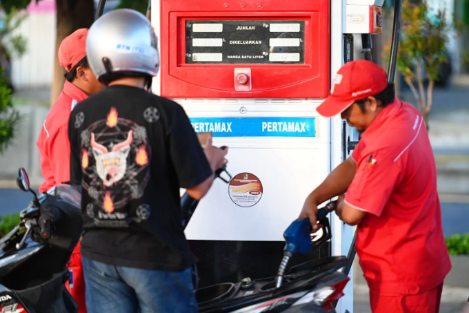 Mencampur Pertamax Pertalite